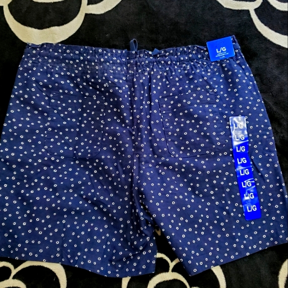 Blue Short with pockets - Picture 2 of 4